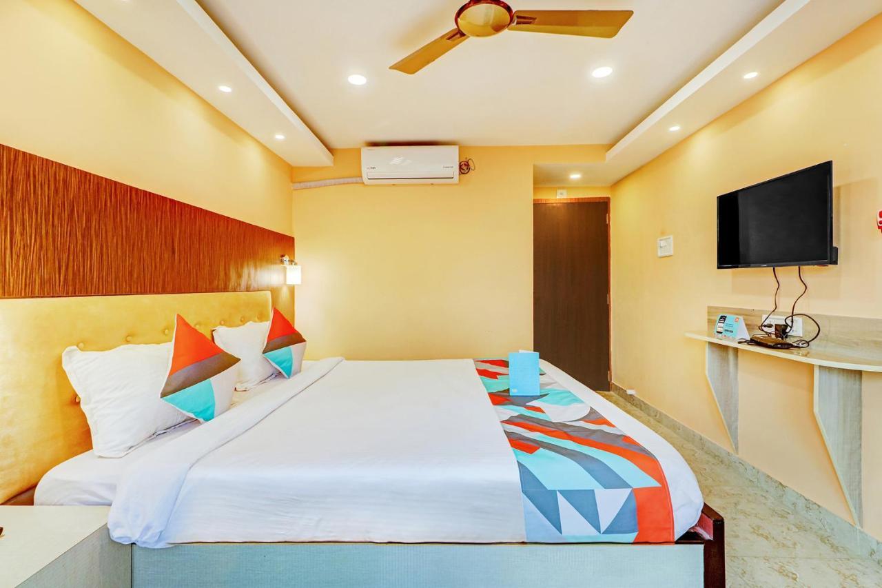 Fabexpress Step Inn - Nr Biswa Bangla Gate Calcutta Extérieur photo